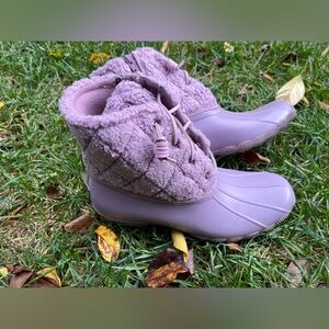 NWOB Furry Purple Sperry Duck Boots